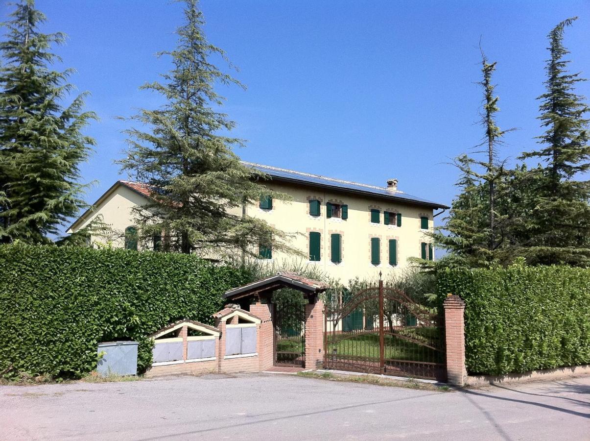 Cascina Tabachera X10 Country House Sirmione Garda Lake Pozzolengo Room photo